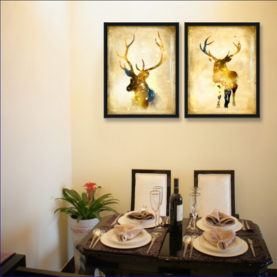 手绘彩绘麋鹿头部黄色底色装饰画，简约客厅餐厅背景墙装饰画